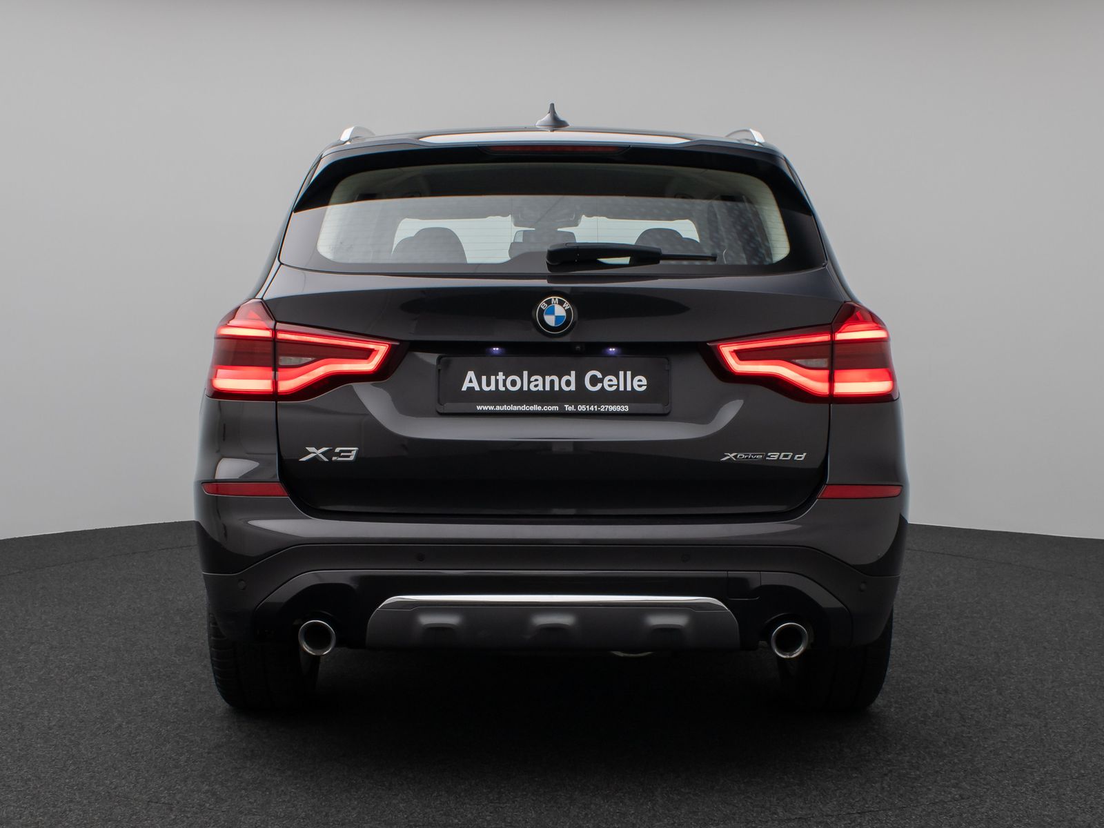 Fahrzeugabbildung BMW X3 xD30d LuxuryLine 360°HUD DAB HiFi AHK Komfort