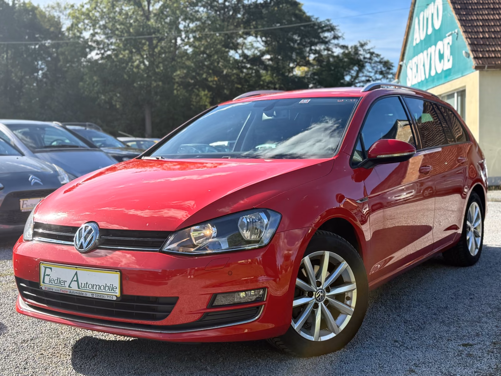 Volkswagen Golf VII 1.6TDI Variant Lounge /AHK/KLIMAAUT/