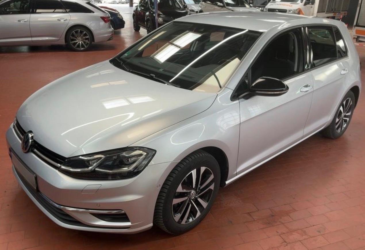 Volkswagen Golf VII Lim*IQ.DRIVE*AUTOMATIK*KAMERA*LED*