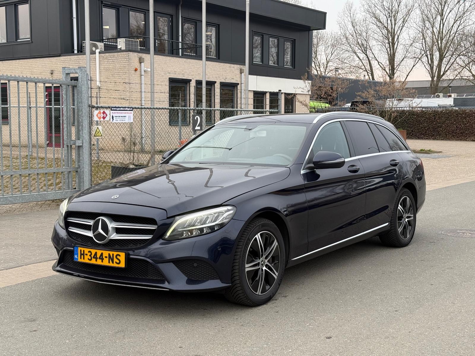 Mercedes-Benz C 300 4Matic hybrid 2.0 190kW 2020 Neue TUV