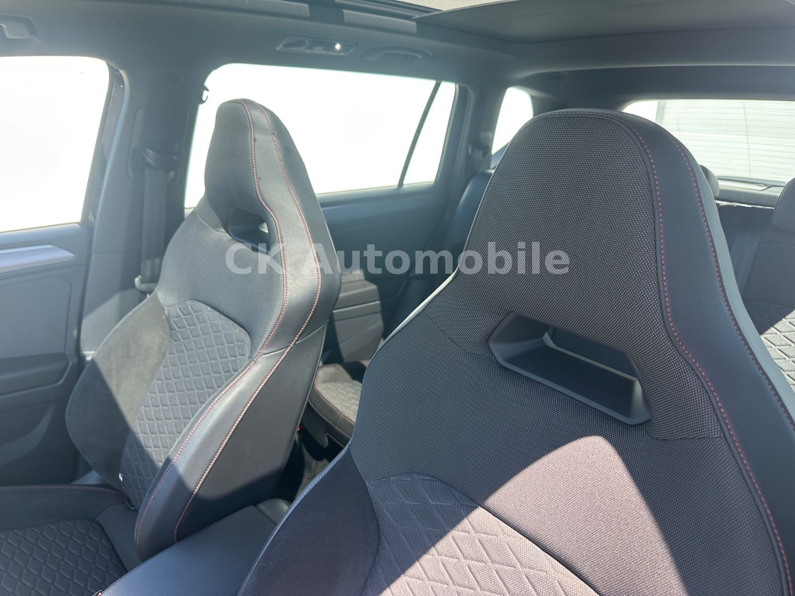 Fahrzeugabbildung SEAT Tarraco FR 4Drive 2.0TDI/Navi/Pano/LED/ACC/AHK