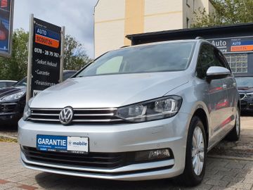 Volkswagen Touran - 1
