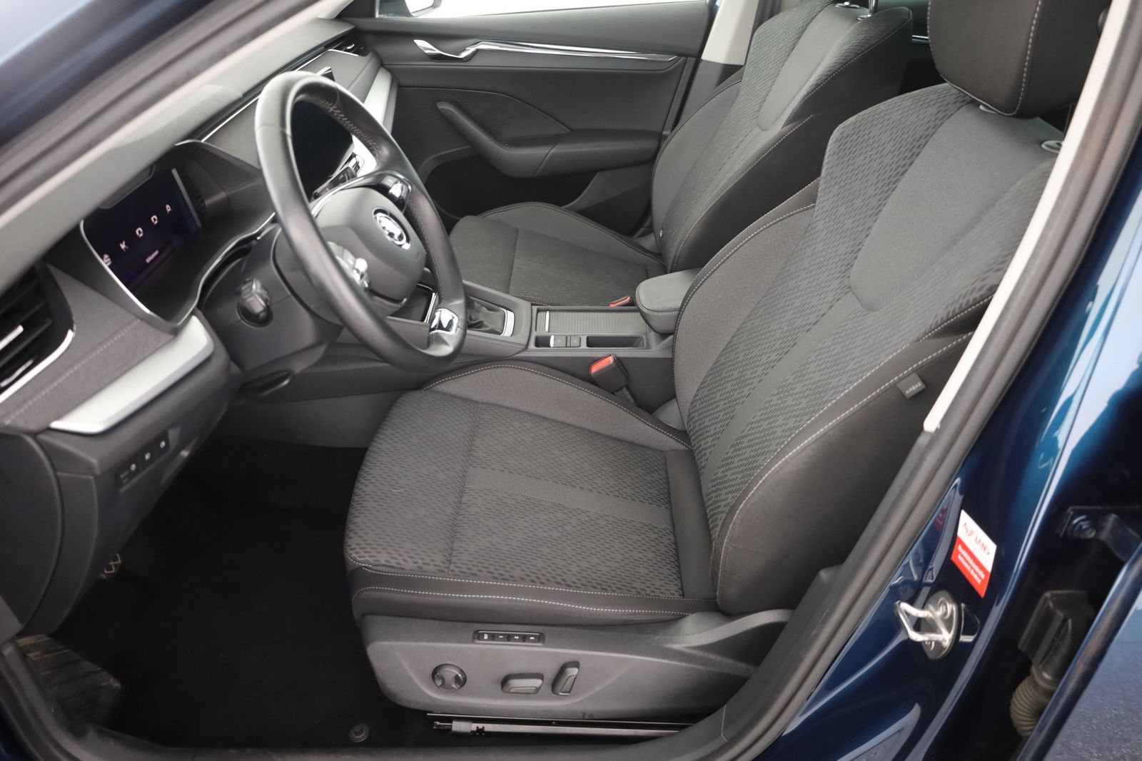 Skoda Octavia 1.5 TSI Style LED Standheizung AHK DAB foto 23