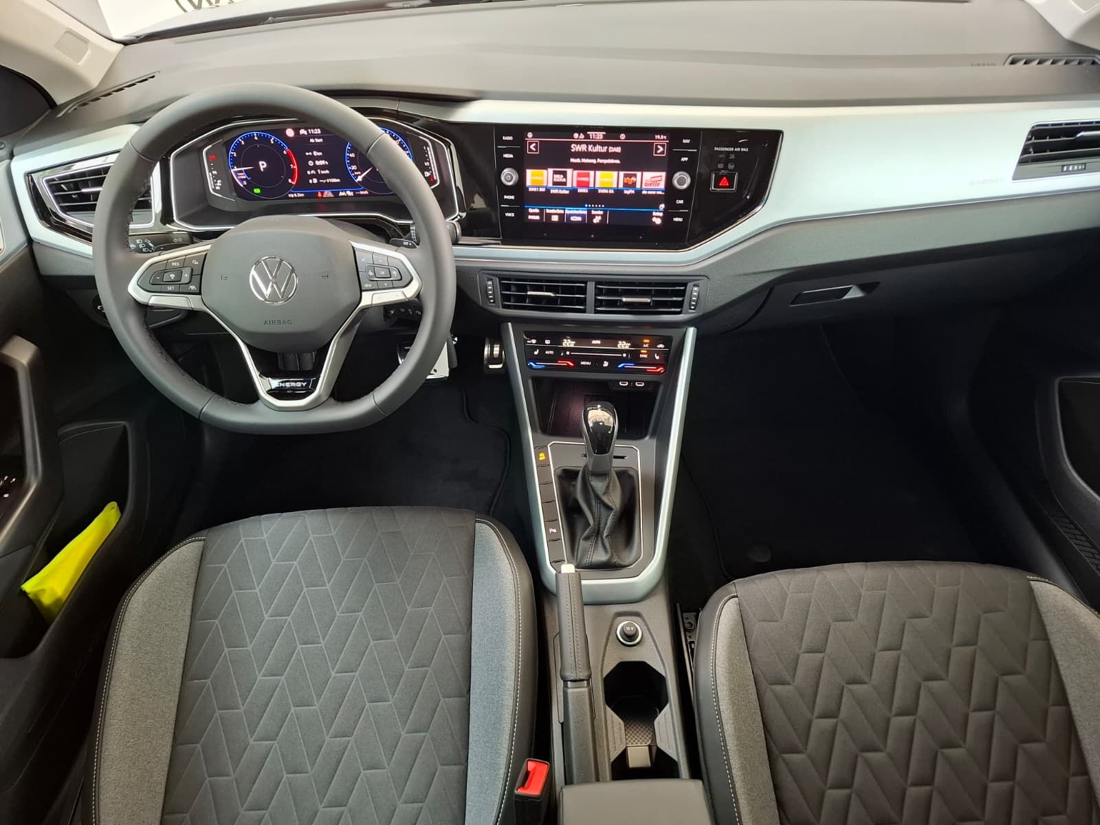 Fahrzeugabbildung Volkswagen Taigo Energy 1.0 TSI DSG +LED +ACC +TravelAssist