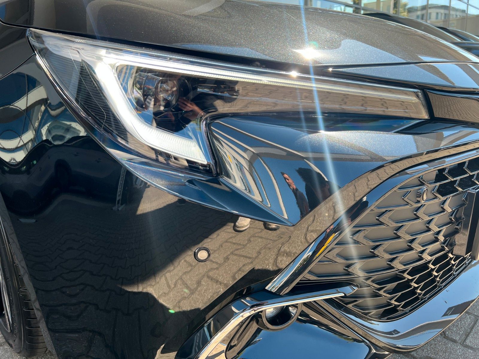 Fahrzeugabbildung Toyota Corolla Hybrid 140PS Teamplayer Technikpaket