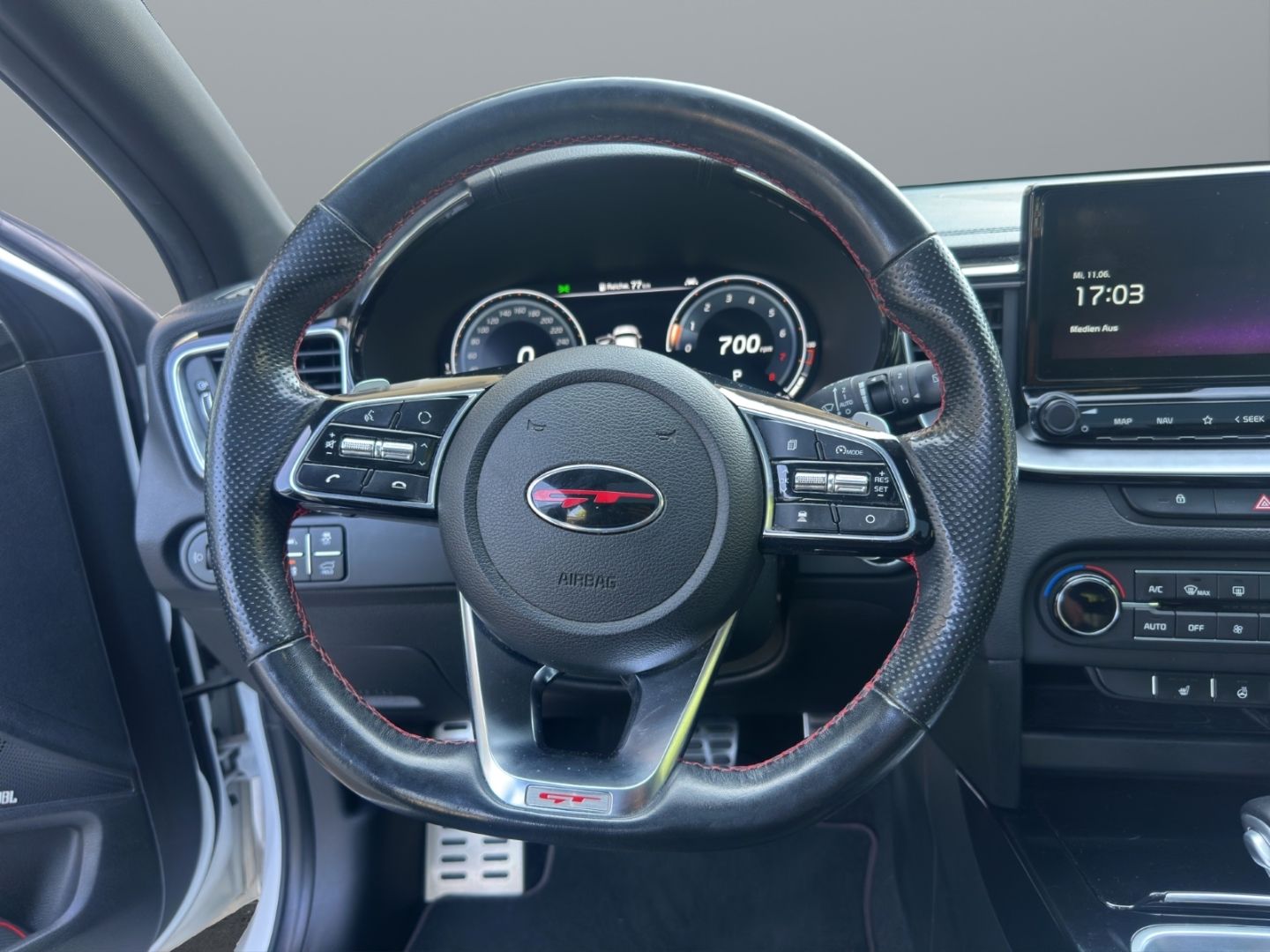 Fahrzeugabbildung Kia ProCeed GT 1.6 T-GDI EU6d-T El. Panodach Navi Le