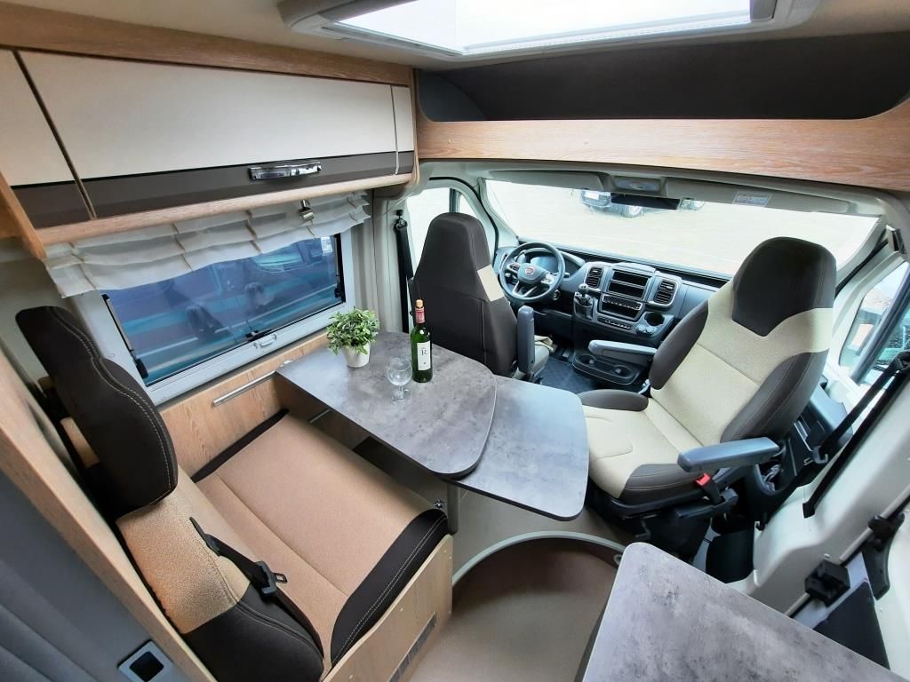 Fahrzeugabbildung Pössl Summit 600 Tageszulassung 12.561 € Sparen