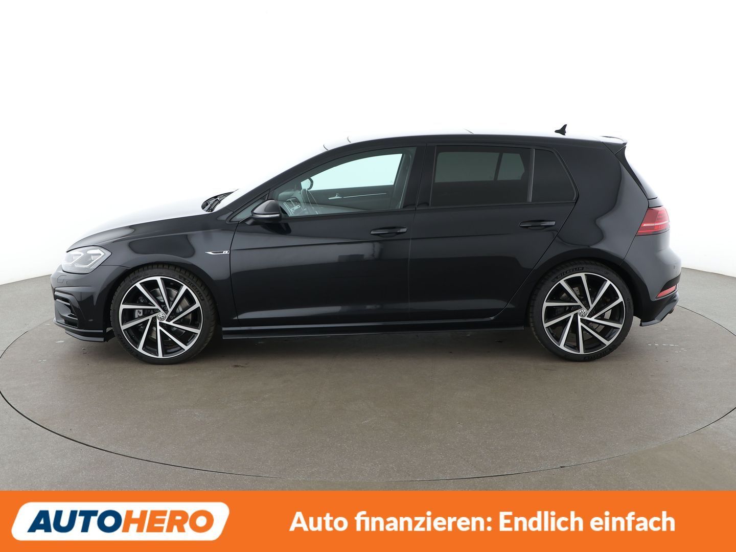 Volkswagen Golf VII 2.0 TSI R 4Motion BlueMotion Tech imagem 3