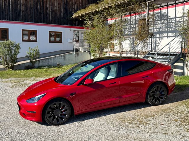 TESLA M3 Performance, 1. Hd, unfallfrei, TOP-Zustand