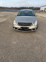 Mercedes-Benz Mercedas Benz R Klasse 280 4 Matik. 6 sitzer - Mercedes-Benz E 280 mit Diesel-Antrieb