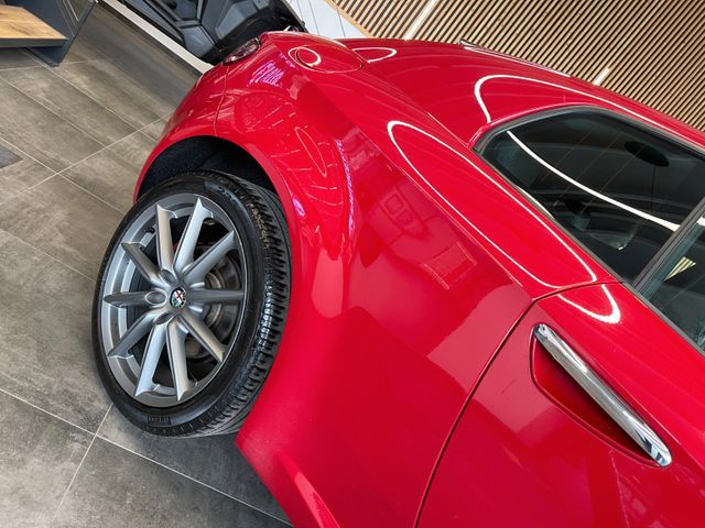 Alfa Romeo Brera 2.4 JTDM 20V Q-Tronic *1.HAND*XENON*LEDER*