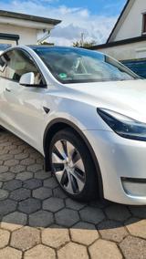 Tesla Model Y Long Range AWD 2023 33.700 km  - Tesla Model Y in Hamburg