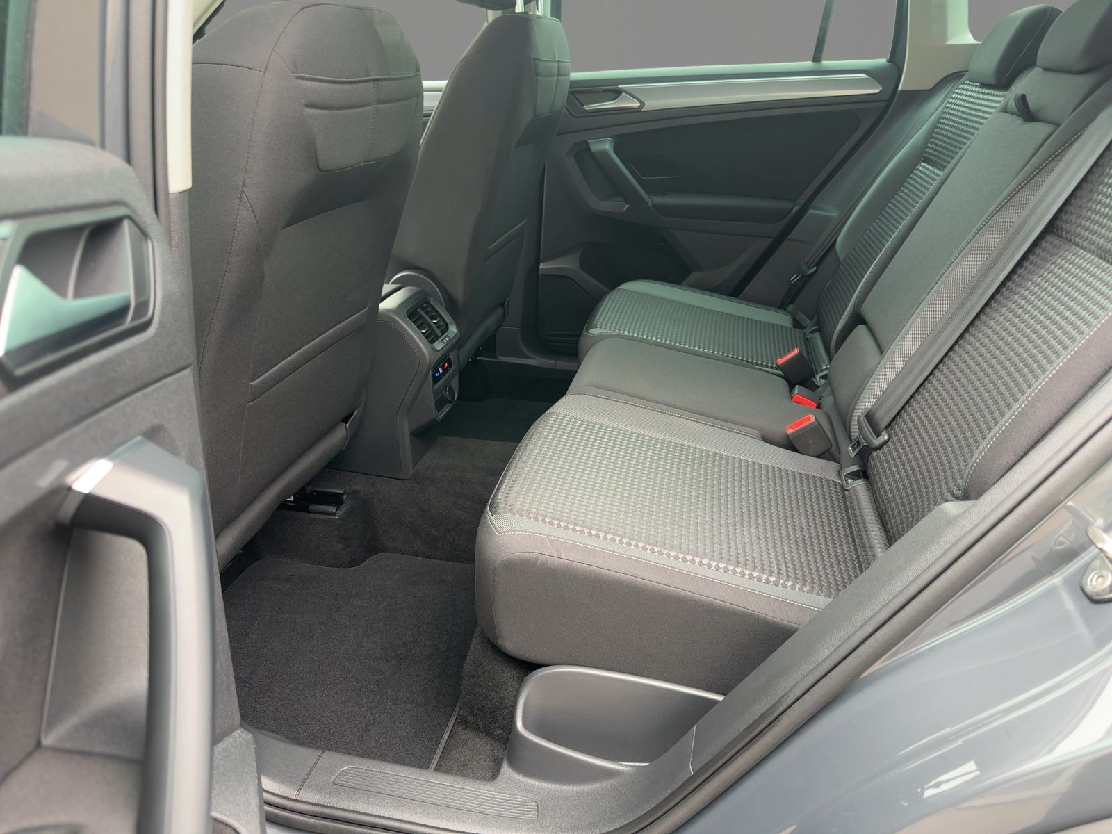 Volkswagen Tiguan - Bild 8