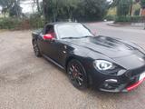 Abarth 124 Spider Scorpione - schwarze Abarth 124 Spider