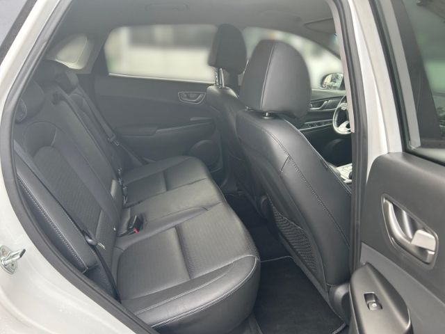 Fahrzeugabbildung Hyundai KONA Premium Elektro 2WD Navi Soundsystem LED AC