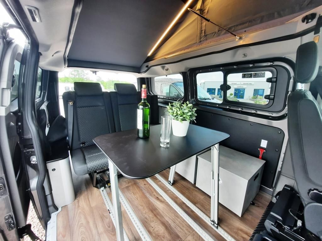 Fahrzeug Übersicht 15 Fahrzeugabbildung Dethleffs Globevan Camp Two Top Ausstattung / 1.Hand