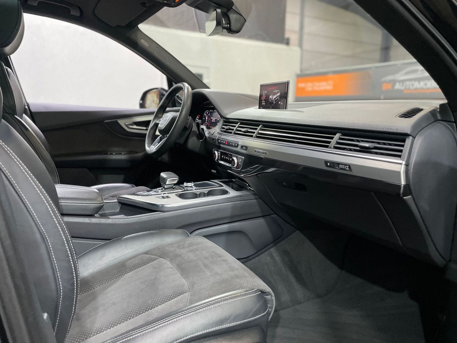 Fahrzeugabbildung Audi Q7 50TDI Qua S Line#Mtrix#Pano#Bose#HUD#Luft#AHK