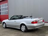 Mercedes-Benz CLK 230 KOMPRESSOR ELEGANCE Aut. Erstlack rundum - Mercedes-Benz CLK 230: Silber