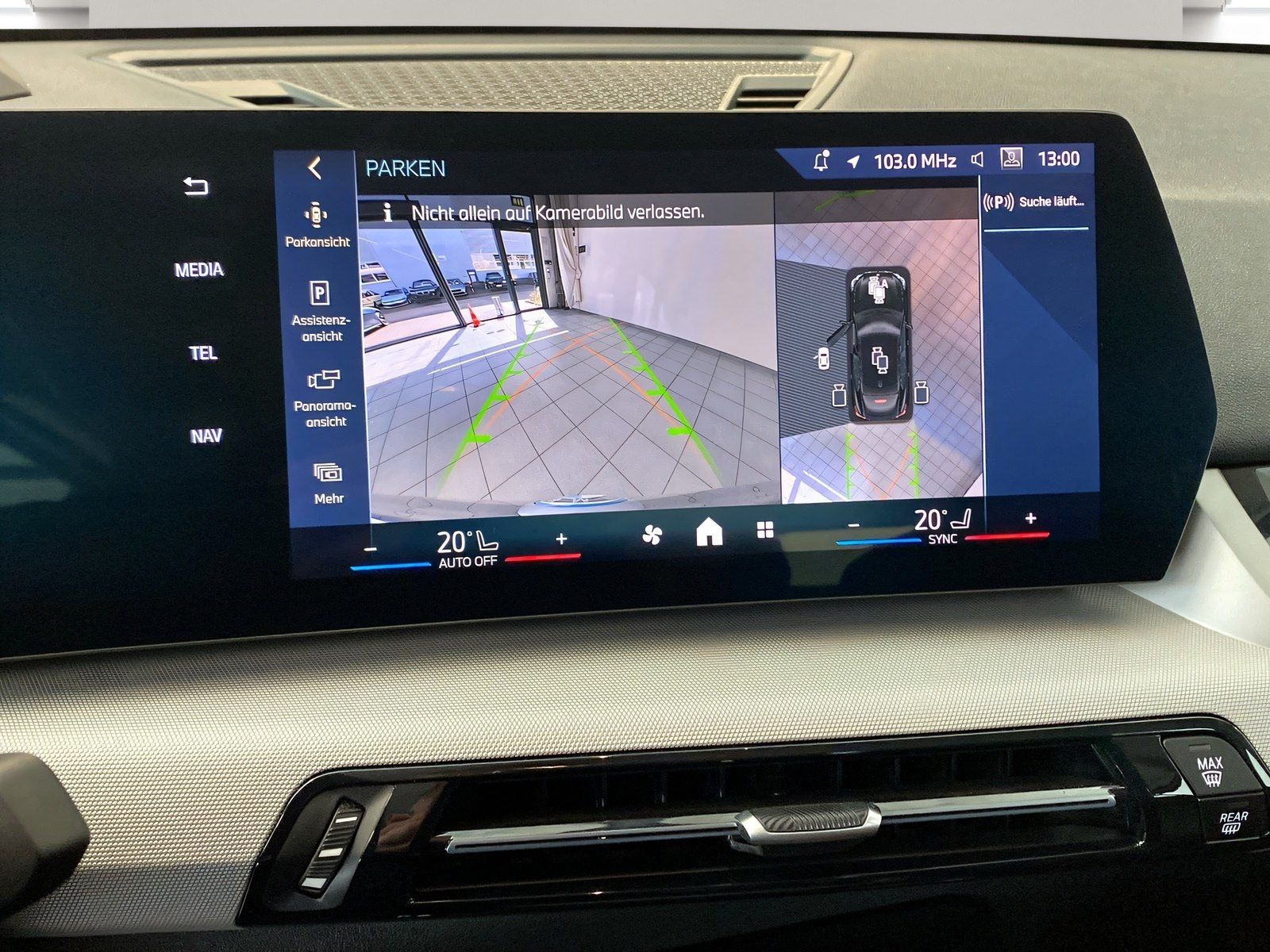BMW iX2 - Bild 21