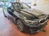 BMW 320d Sport Driving Prof Laser HUD Live HiFi CAM - BMW 320 Gebrauchtwagen in Wiesbaden