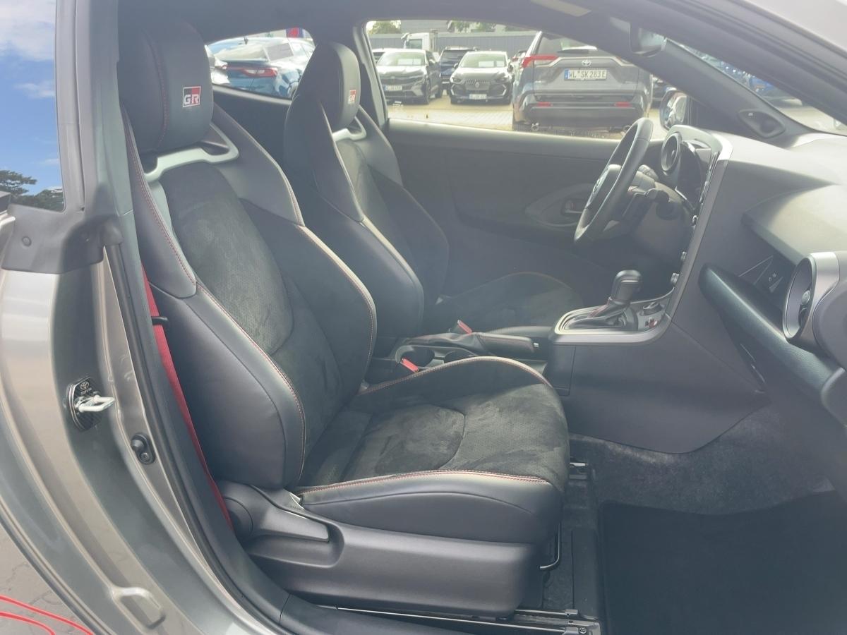 Toyota GR Yaris 1.6 Turbo GR +CARBON+MILLTEK+HR-FEDERN+