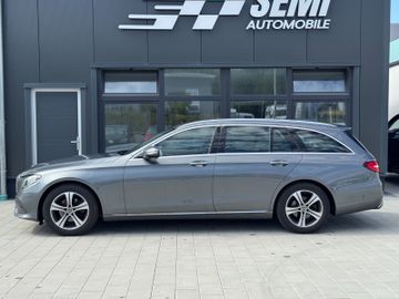 Mercedes E 220 - 2