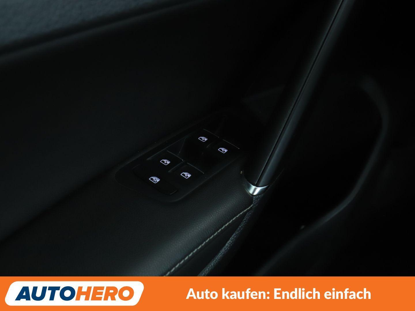 Volkswagen Golf VII 1.4 TSI Highline BMT Aut.*NAVI*BI-XENON