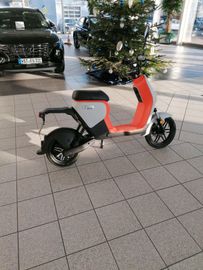 Fahrzeugabbildung Segway B110 S
