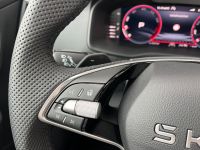 SKODA Karoq 1.5 TSI DSG Sportline PANO KAM AHK 4JGAR bei Autohaus Landmann & Maier OHG