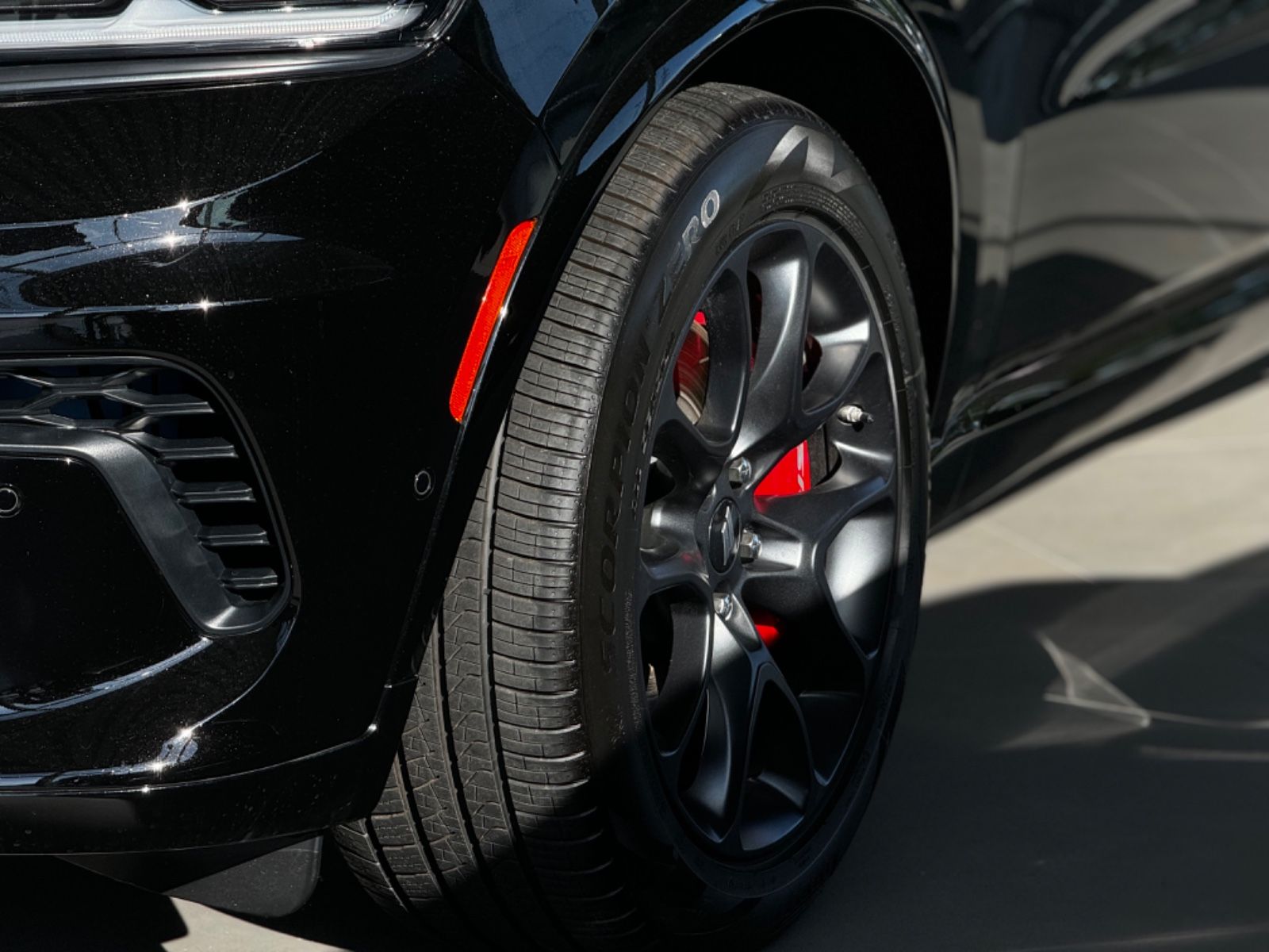Fahrzeugabbildung Dodge Durango 5,7 HEMI R/T Premium LPG Black 7-Sitzer