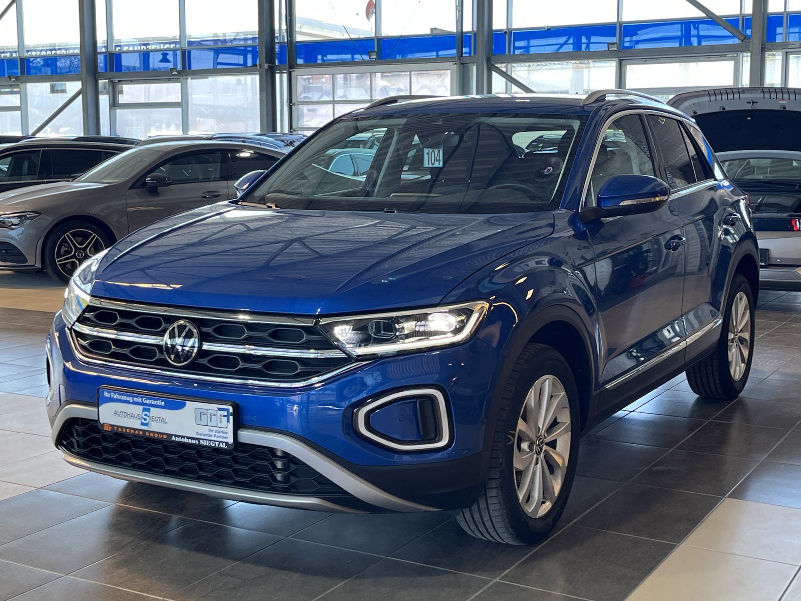 Volkswagen T-Roc IQ.DRIVE R.Cam Navi SHZ LED ACC ST-Heiz. imagem 3