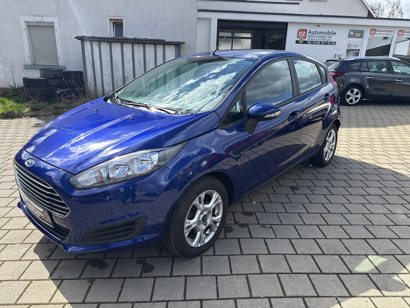 Ford Fiesta Trend SCHECKHEFT KM 116.000 KLIMA