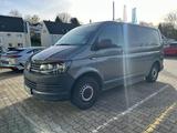 Volkswagen T6 Transporter 2.0 TDI Behindertenumbau Rampe
