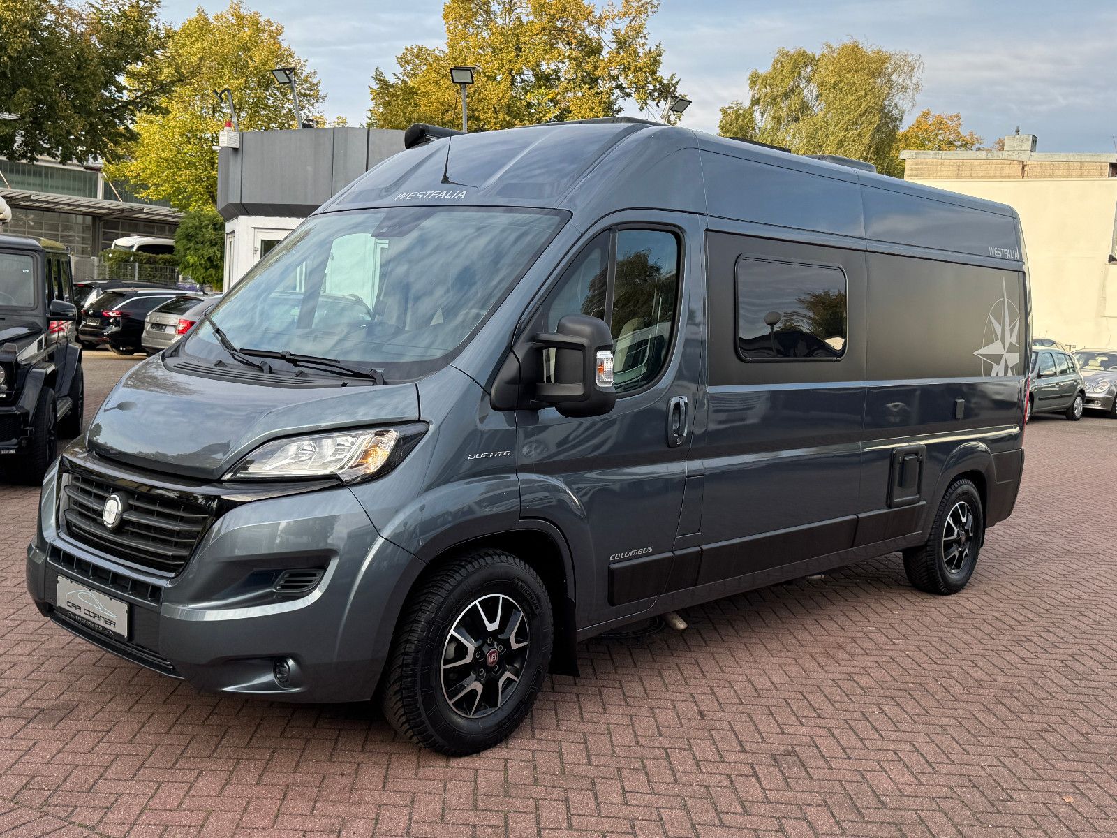 Fahrzeugabbildung Westfalia Columbus 601 D 4 SCHLAFPLÄTZE SOLAR AHK 1.HAND