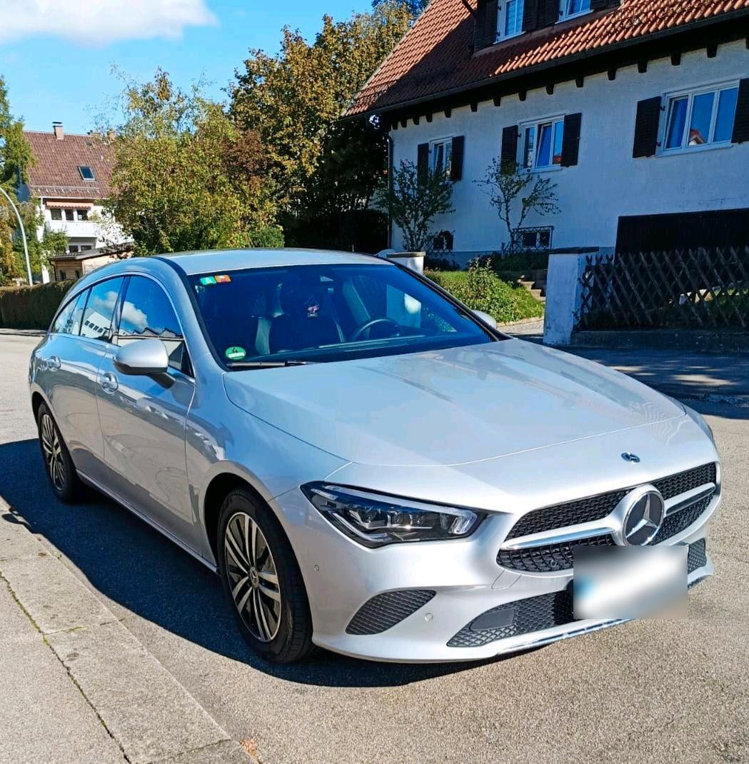 Mercedes-Benz CLA 180 Shooting Brake