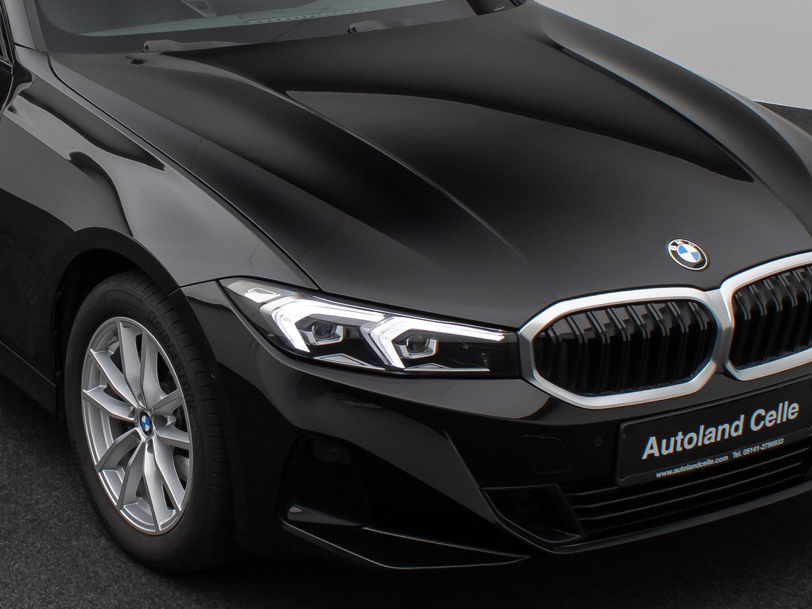 Fahrzeugabbildung BMW 318i Kamera DAB HiFi Widscreen DrivAssist Alarm