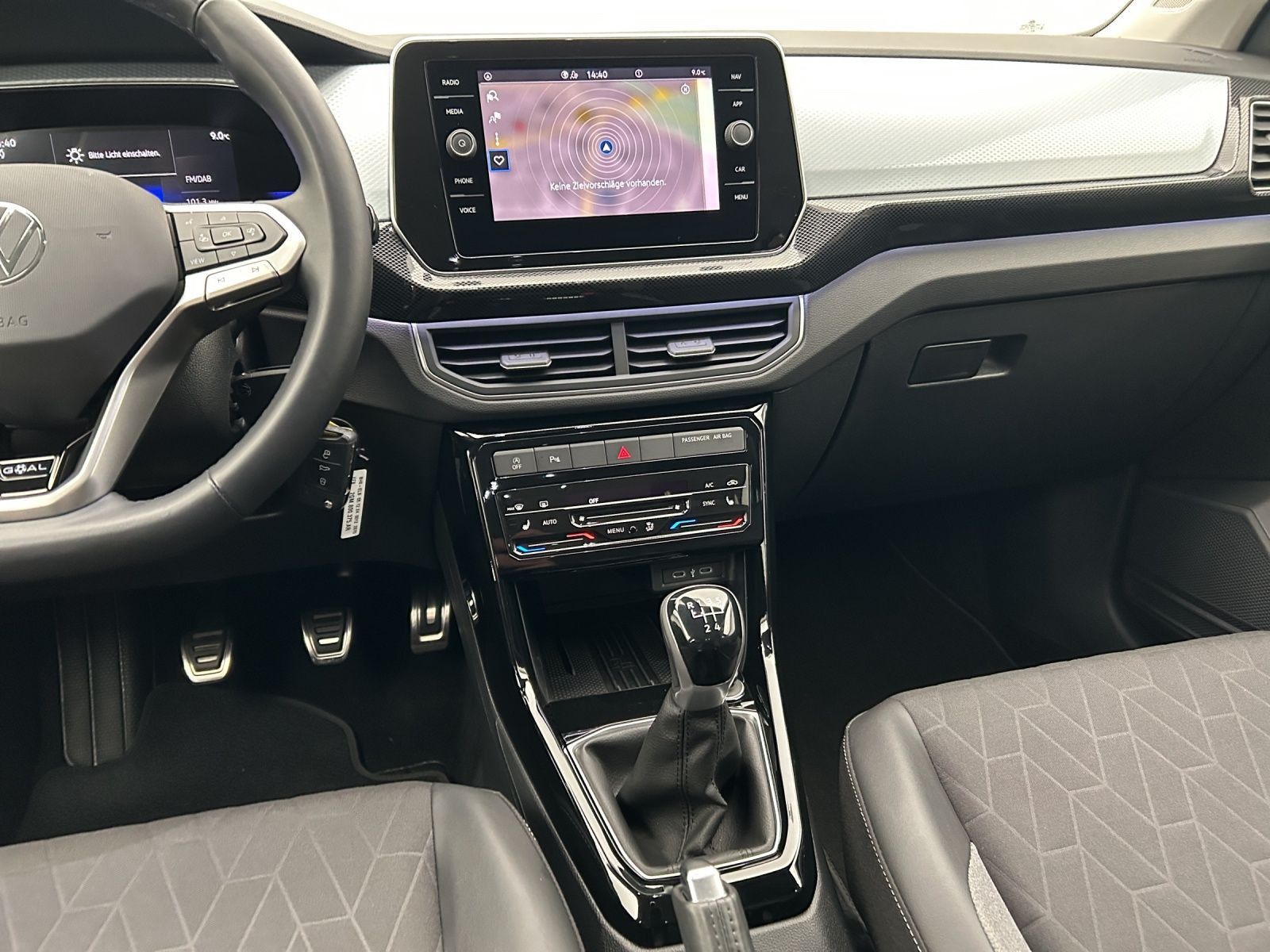 Volkswagen T-Cross - Bild 9