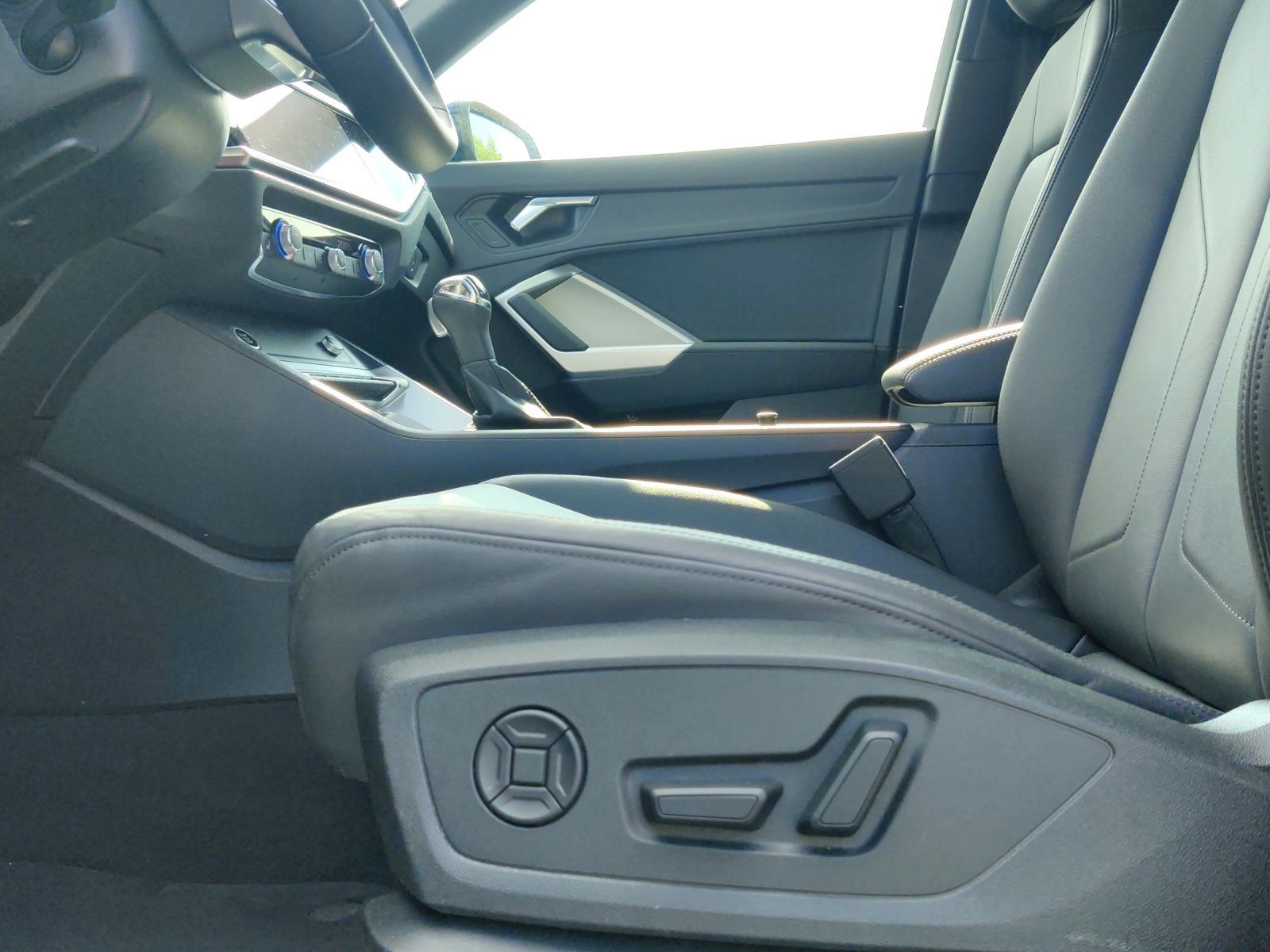 Audi Q3 - Bild 21