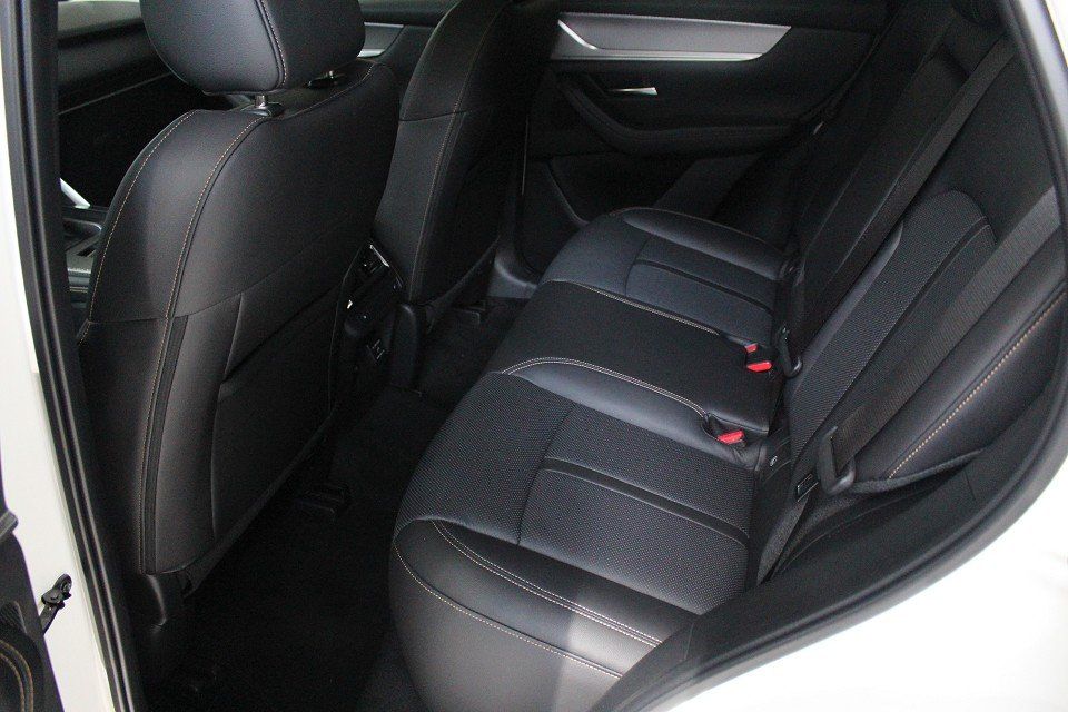 Fahrzeugabbildung Mazda CX-60 PHEV Homura CON-P DRI-P COM-P *AHK* LEDER