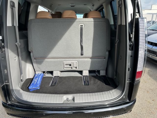 Fahrzeugabbildung Hyundai STARIA Signature 4WD 7-Sitzer Navi AHK Leder Dig