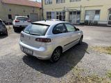 Seat Ibiza 1.4 16V 63kW Reference Reference - Seat Ibiza 6K mit Benzin-Antrieb
