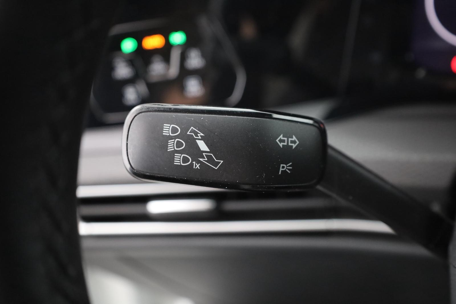 Volkswagen Golf VIII 1.4 eHybrid DSG GTE LED Navi ACC PDC, миниатюра 18