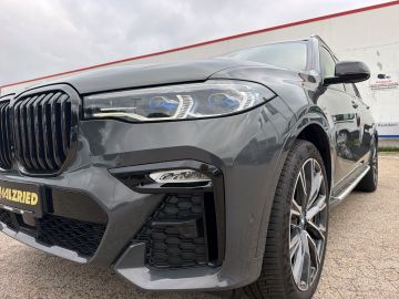 BMW X7 - 7