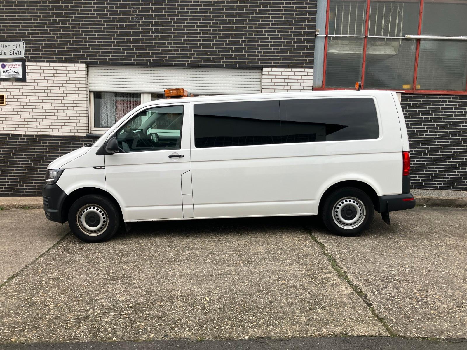 Volkswagen T6 Transporter  lang*2,0TDI* Gefangenentransport