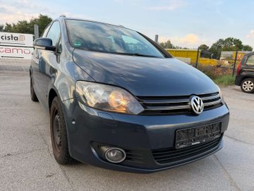 Volkswagen Golf - 1
