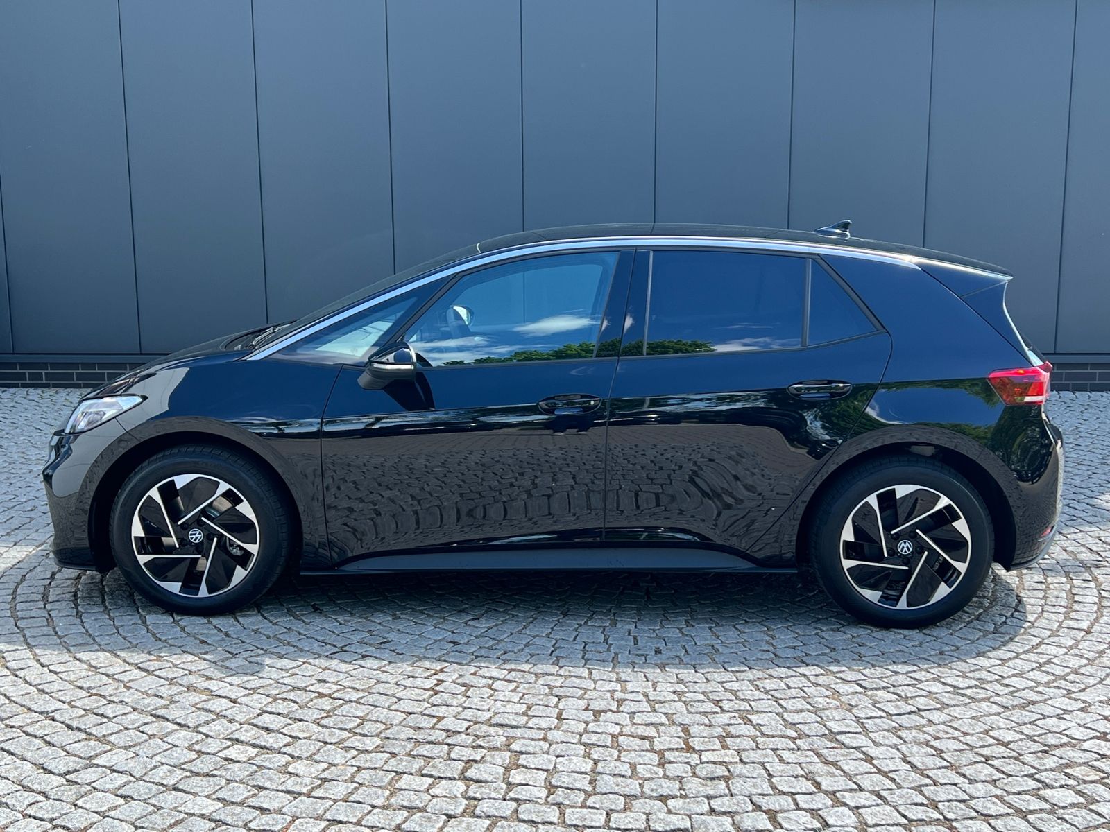 Fahrzeugabbildung Volkswagen ID.3 Pure 52 kWh *Wärmepumpe, Navi, 18''-LM*