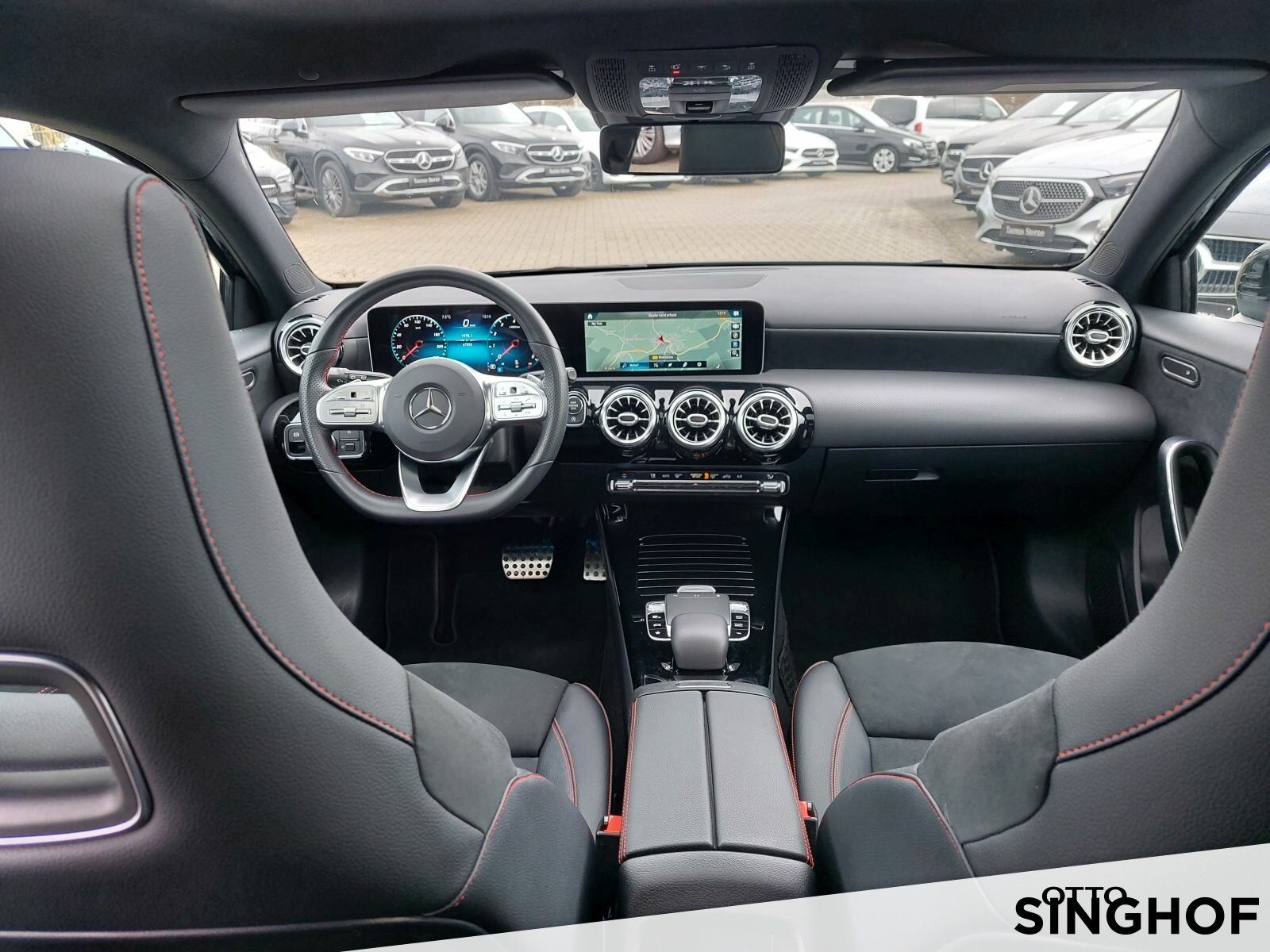 Fahrzeugabbildung Mercedes-Benz A 250 4matic AMG Pano+Night+LED+Rü Kam+Ambiente+