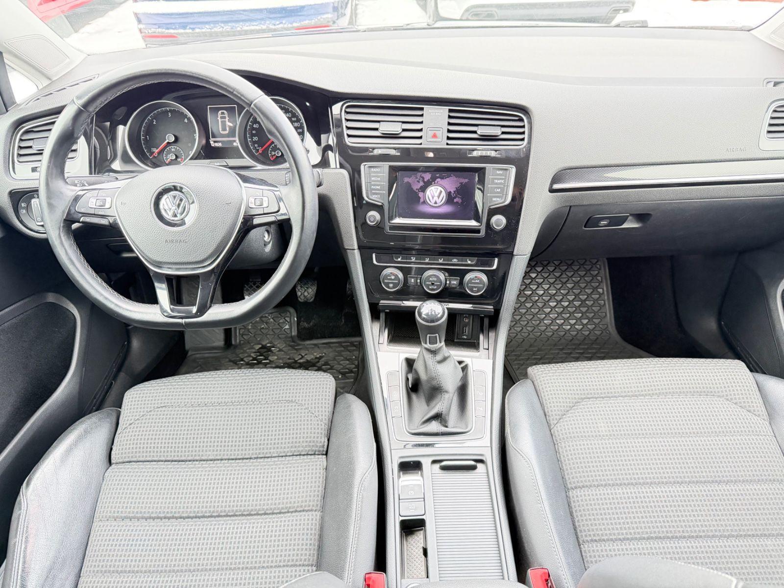 Volkswagen Golf VII Variant Highline BMT 4Motion