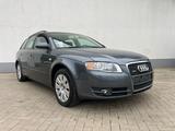 Audi A4 Avant 3.0 TDI quattro - Audi A4 aus 2005: 3.0