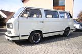 Volkswagen T3 Caravelle Sondermodel Couch - weiße Volkswagen T3 Caravelle